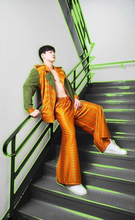 Look 1