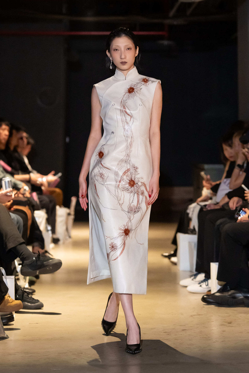 Look 27