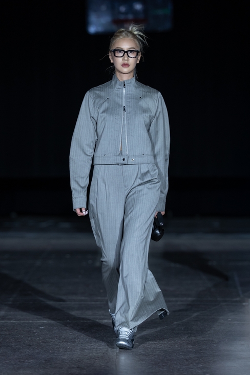 Look 15