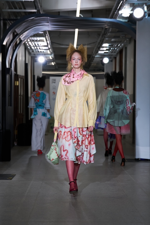 Look 1