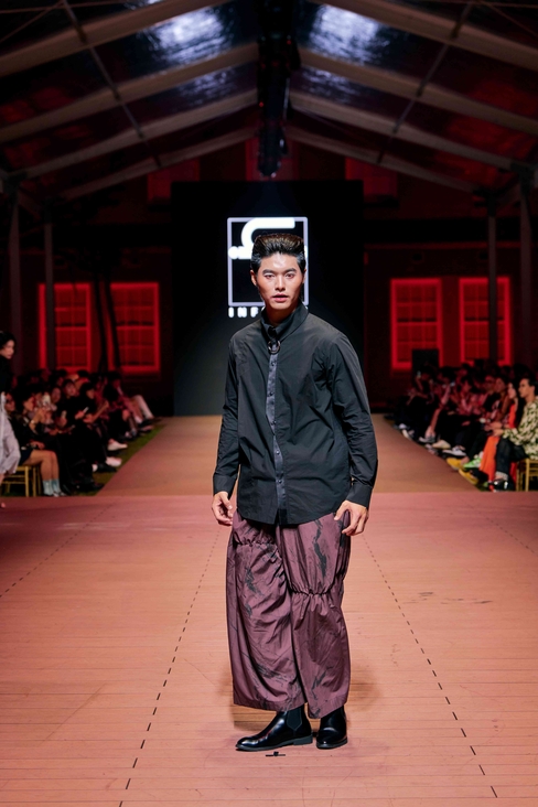 Look 5